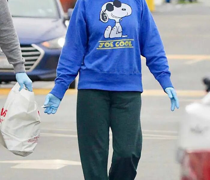 Kristen Wiig Shopping With Fiance in Los Angeles