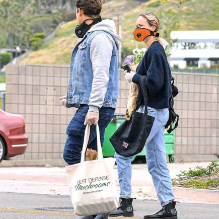 Brie Larson Shopping at the Farmers Market in Malibu