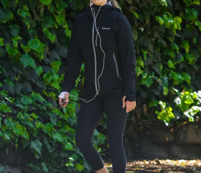 Ali Larter Takes a Hike Through the Pacific Palisades