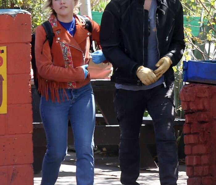Florence Pugh and Zach Braff Out in Los Angeles