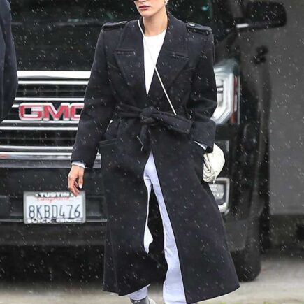 Hailey Rhode Bieber in Oversized Coat Out for Lunch in Beverly Hills