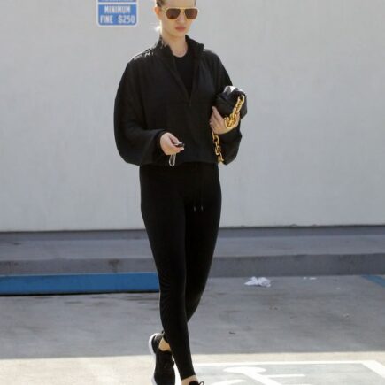 Rosie Huntington-Whiteley in Black Outfit Out in Los Angeles