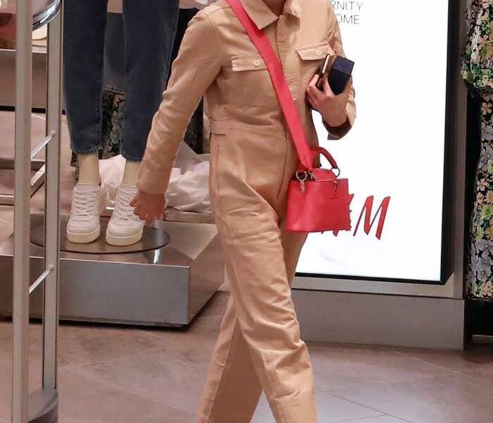 Emma Roberts Shopping in H&M in Burbank
