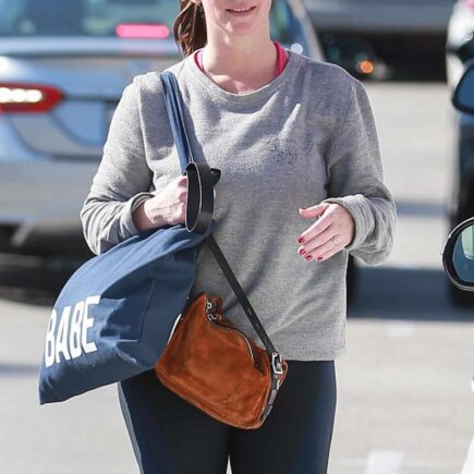 Jennifer Love Hewitt Glows Post-Gym in Relaxed Sweater and Sparkly Sneakers