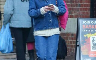 Suri Cruise Embraces Valentine’s Day with New York Chic in Oversized Denim