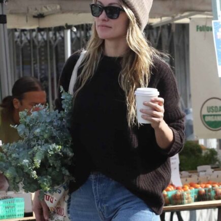 Olivia Wilde Shines in Simple Yet Stylish Ensemble at Local Market