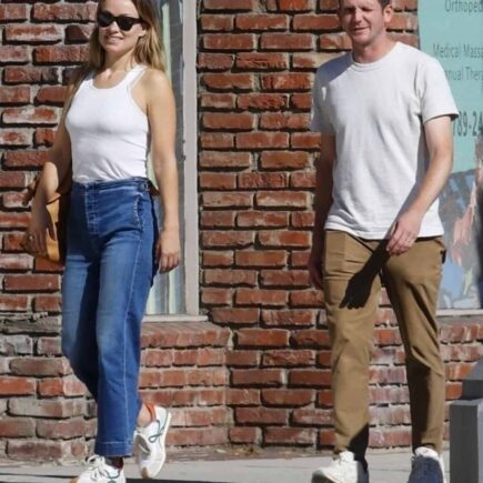 Olivia Wilde Radiates LA Cool in Scoop Neck Top and Blue Jeans