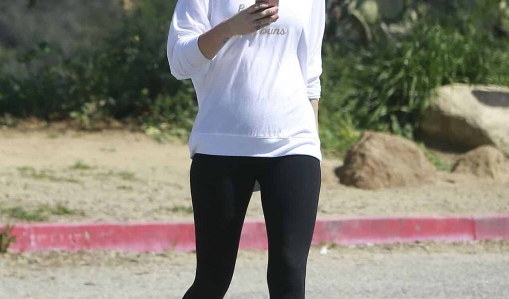 Miley Cyrus Radiates Casual Elegance in Hiking Attire in Los Angeles
