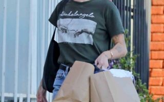 Miley Cyrus Embraces Casual Chic in Highland Park Shopping Expedition