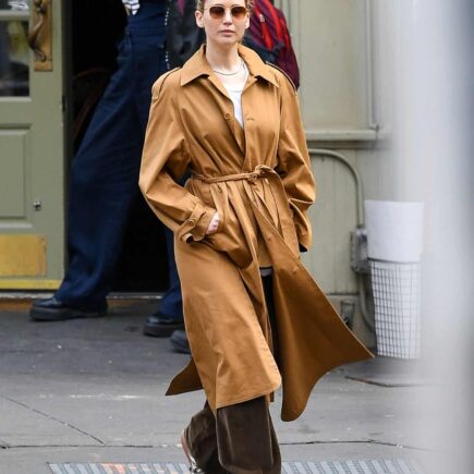 Jennifer Lawrence in a Comfy Yet Stylish Outfit During Morning Walk