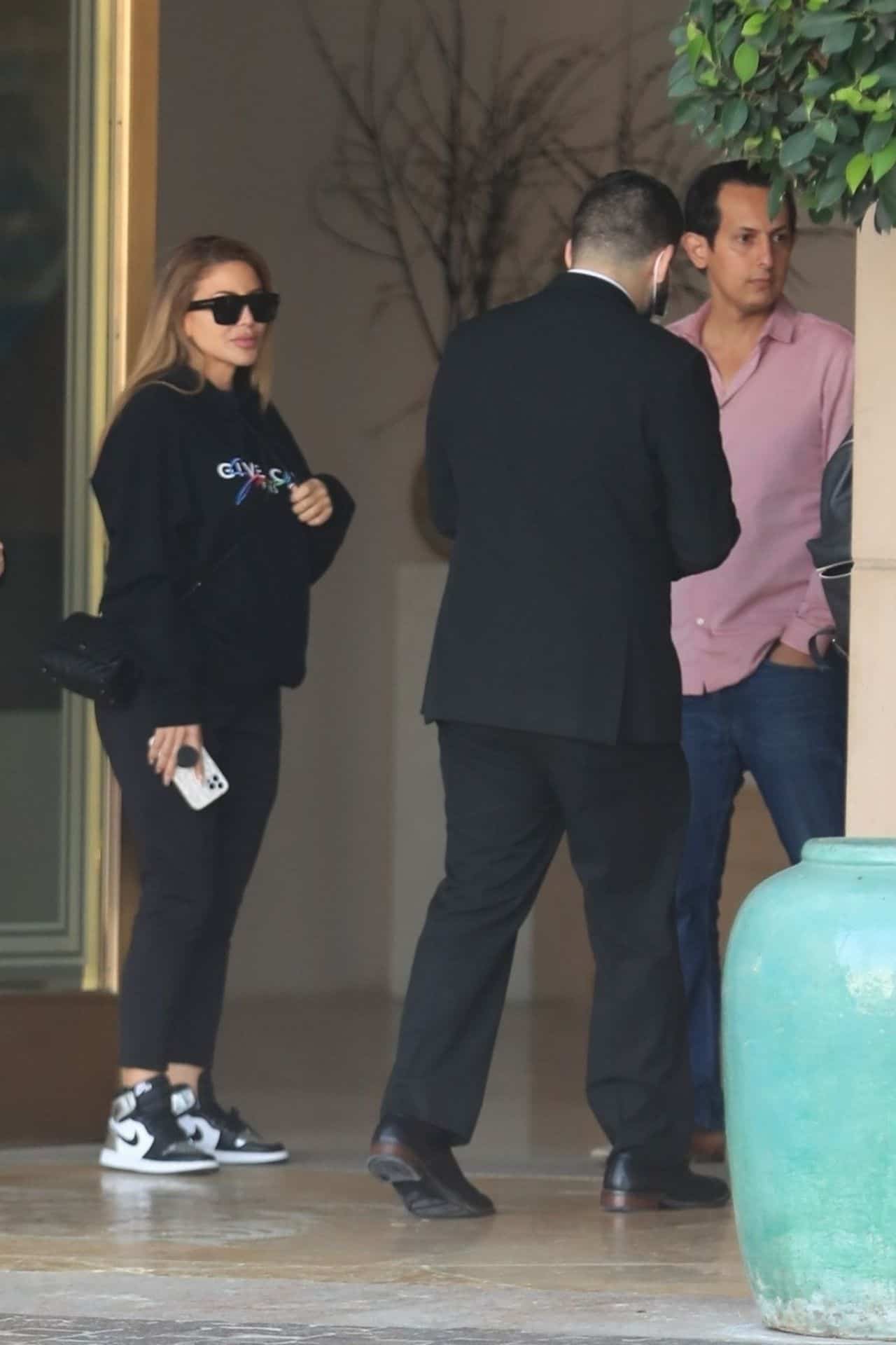 Larsa Pippen Standing Outside The Montage Hotel in Beverly Hills 1