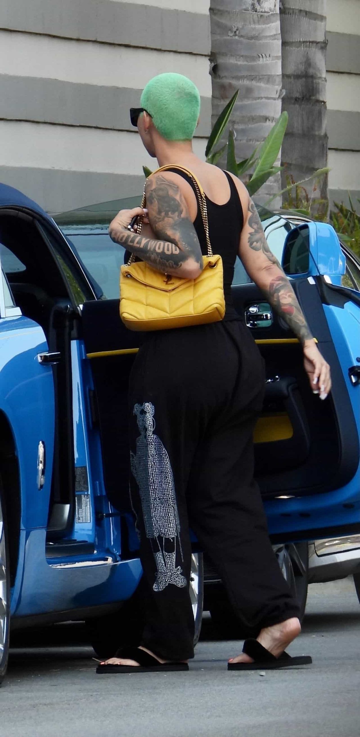 amber rose pumping gas in west hollywood 09 24 2021 0 scaled