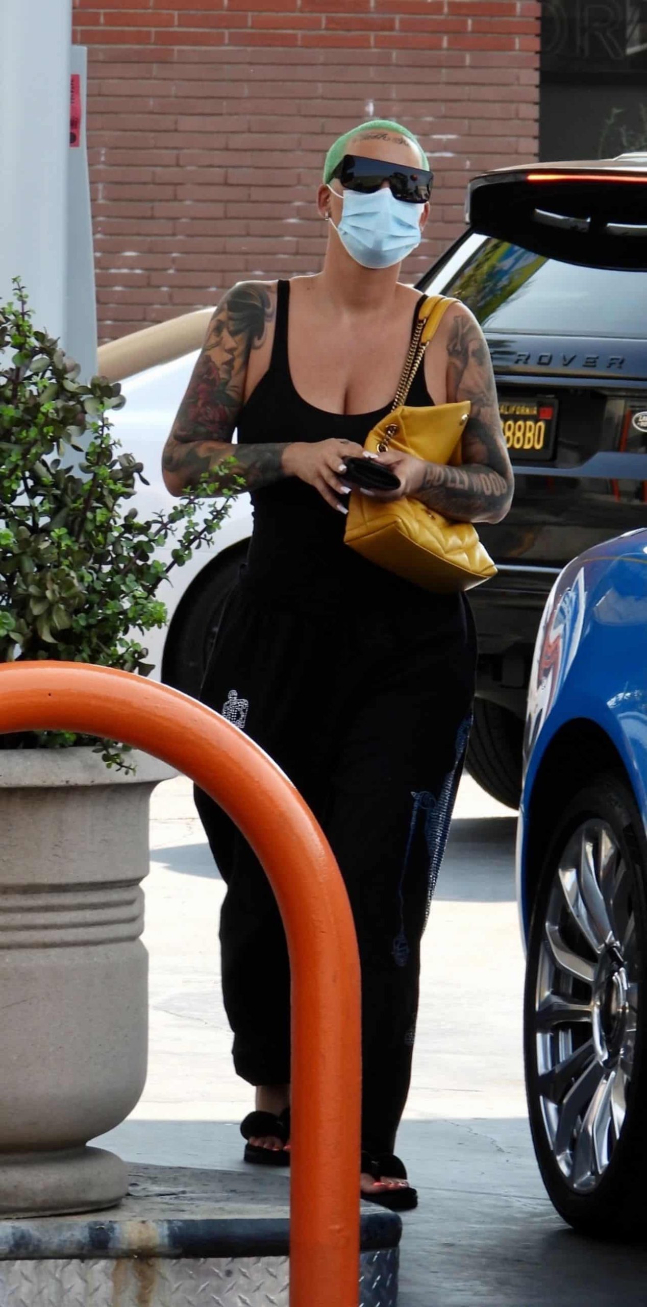 amber rose pumping gas in west hollywood 09 24 2021 3 scaled