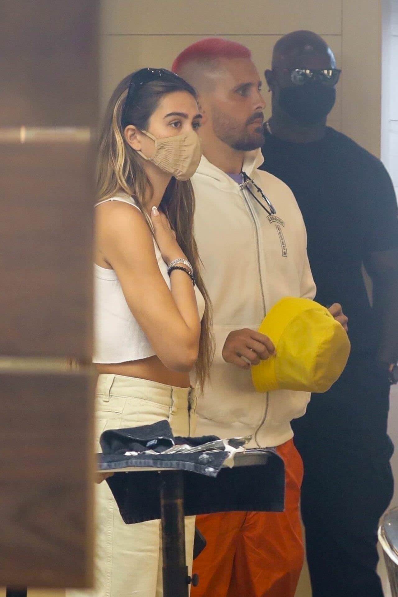 amelia hamlin and scott disick outside a hair salon in beverly hills 4