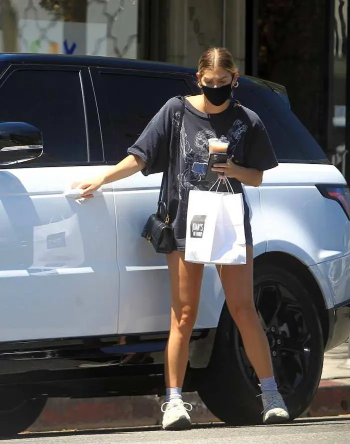 ashley tisdale displays her legs in short cycling shorts 3