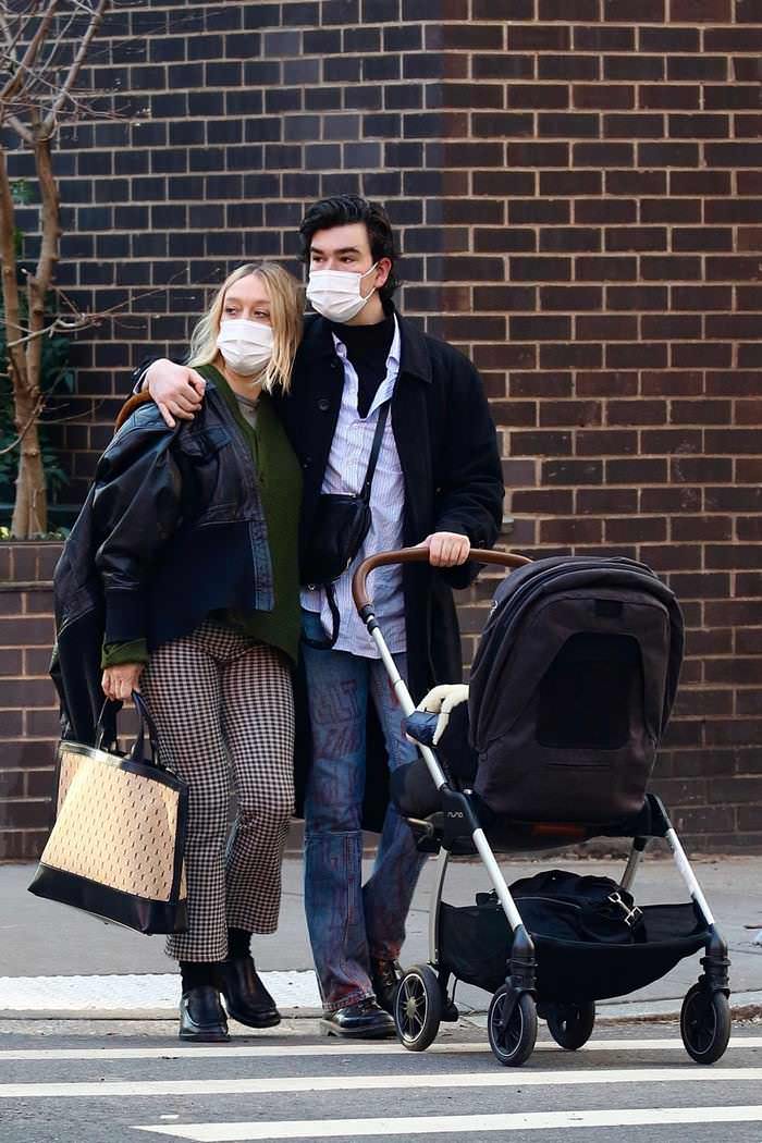 chloe sevigny and sinisa mackovic go for a stroll in nyc with their son vanja 3