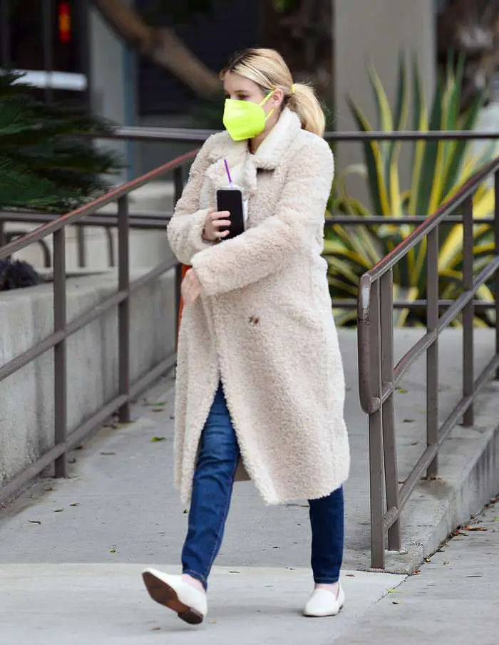 emma roberts shows off her casual side in skinny jeans and a teddy material coat 2