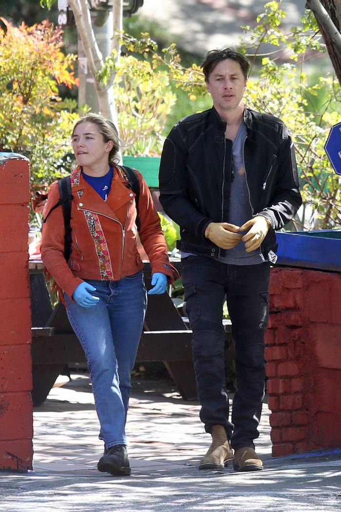 florence pugh and zach braff out in los angeles 4