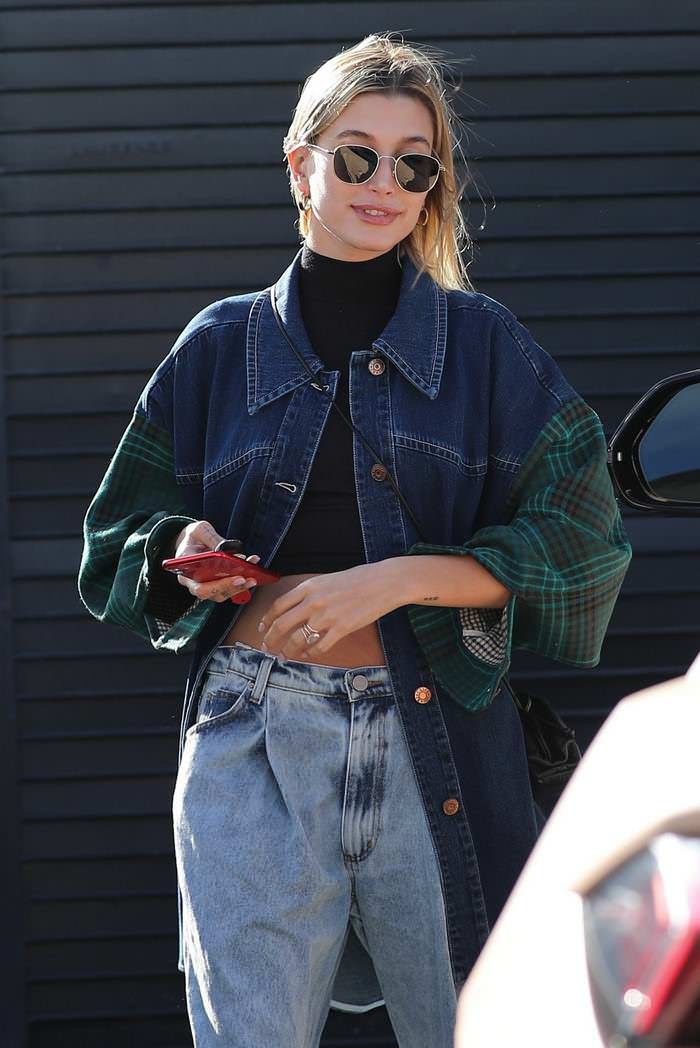 hailey rhode bieber arriving for lunch in beverly hills 2