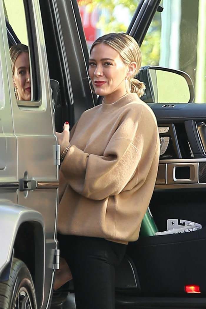 hilary duff out in studio city 2 1