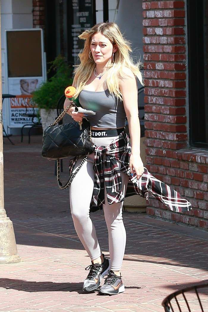 hilary duff solo morning workout in studio city 1