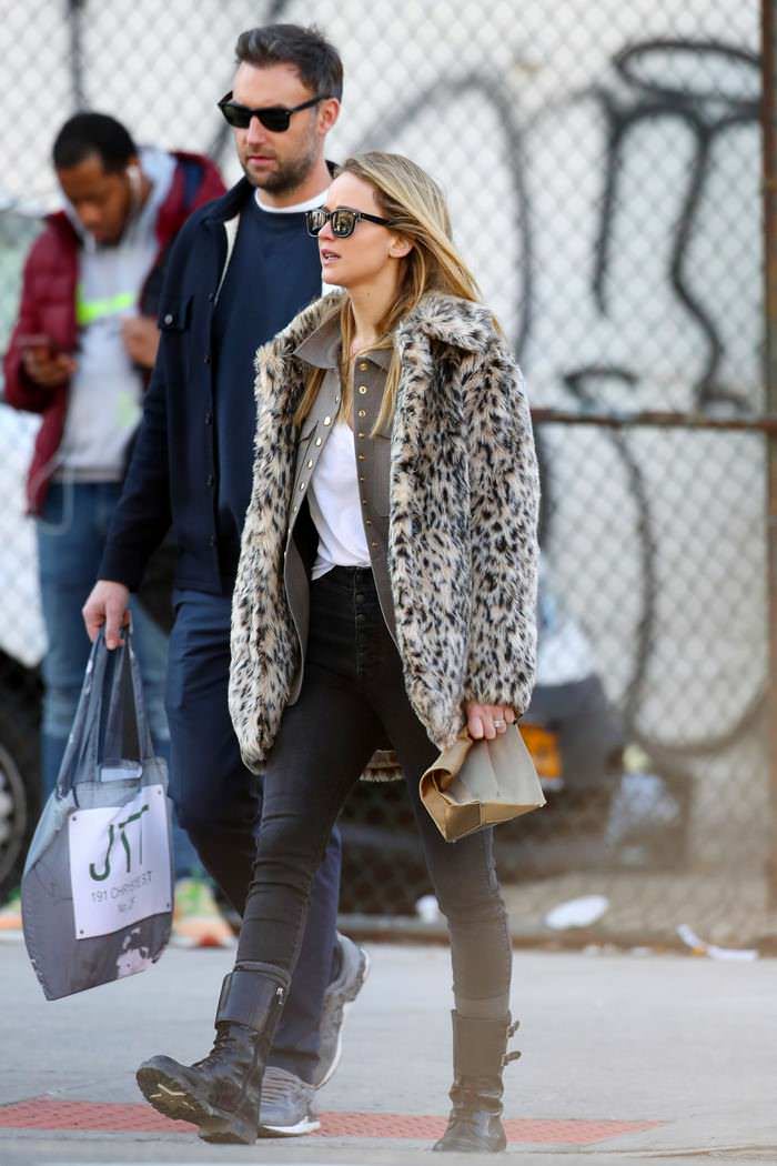 jennifer lawrence out with her husband in nyc 3