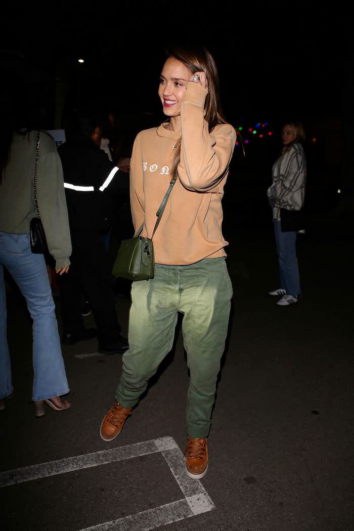 jessica alba at new year s festivities 2