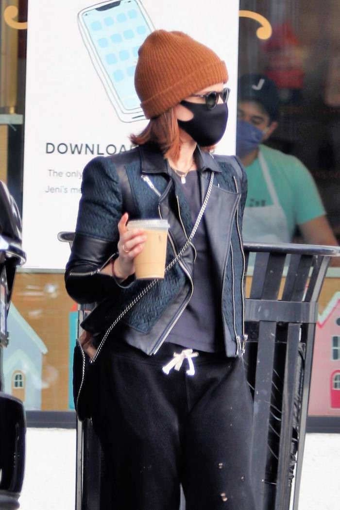 kate mara looked chic while she stopped to grab a coffee in la 2