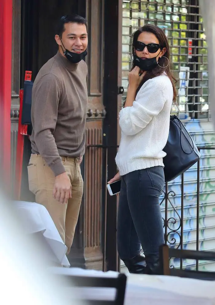 katie holmes locks lips with chef emilio vitolo jr in nyc 1