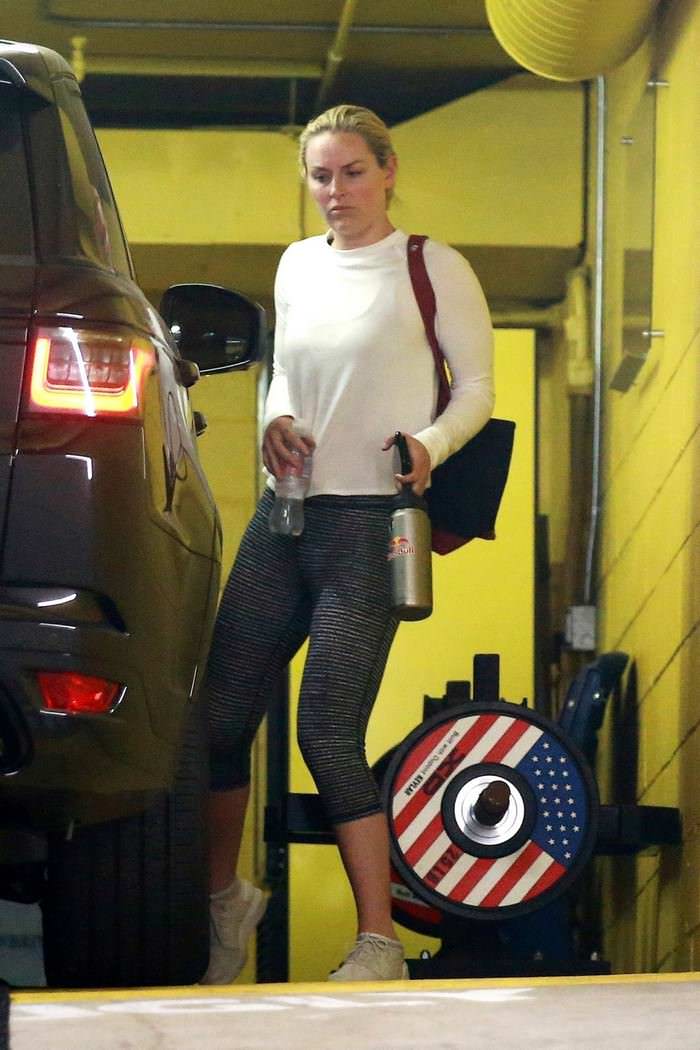 lindsey vonn leaving a gym in beverly hills 2