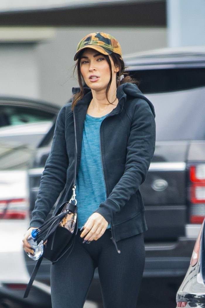 megan fox in workout gear in woodland hills 2