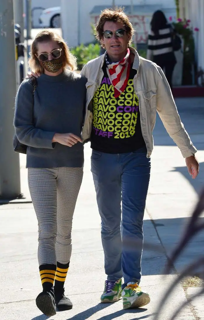 rebecca romijn and jerry o connell out to stroll in los angeles 1