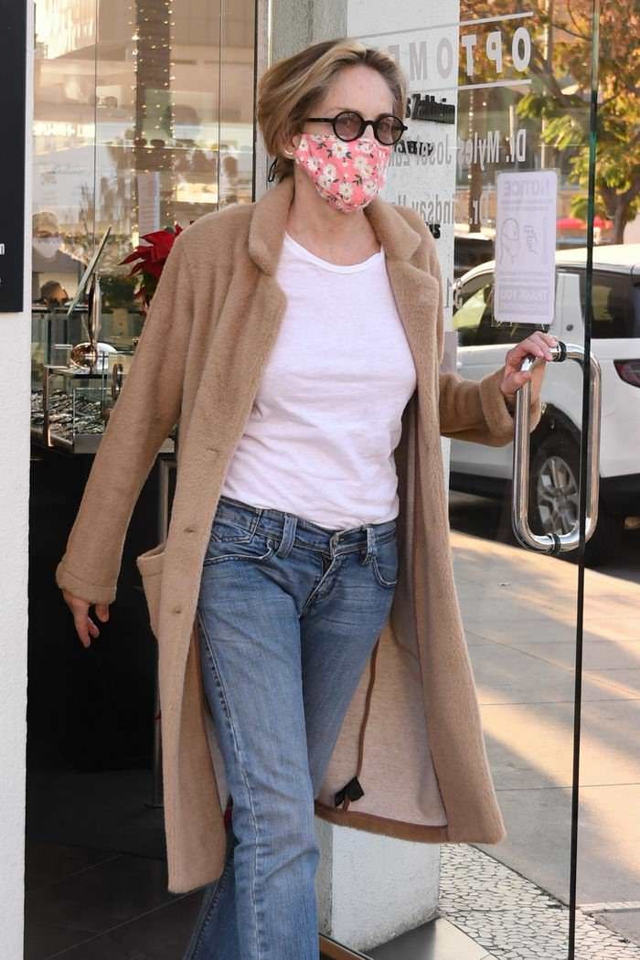 sharon stone shopping new sunglasses in los angeles 2