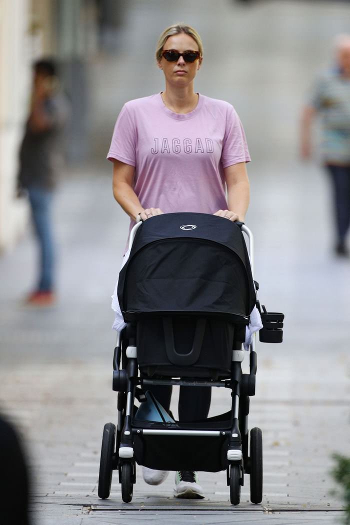 sylvia jeffreys takes her son for a stroll in double bay 4